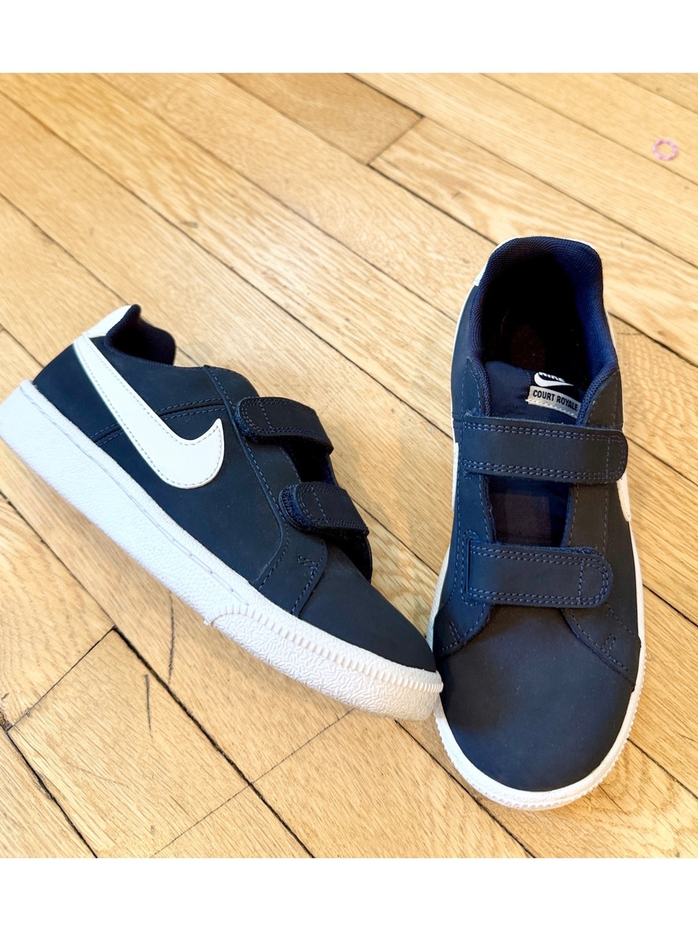 Nike Kids Navy and White Court Royale Sneakers Size 2.5 - Picture 2 of 5
